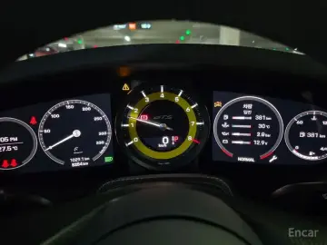2023 Porsche 911 с пробегом 5 300 км