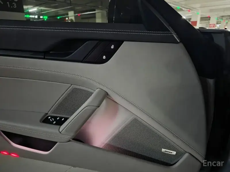 2023 Porsche 911 с пробегом 5 300 км