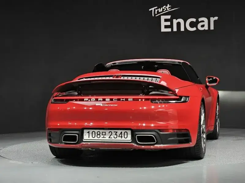2020 Porsche 911 с пробегом 27 027 км