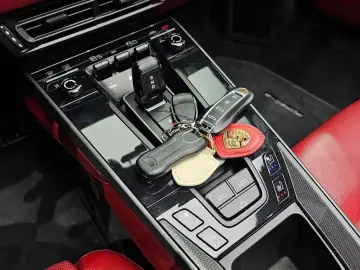 2020 Porsche 911 с пробегом 27 027 км