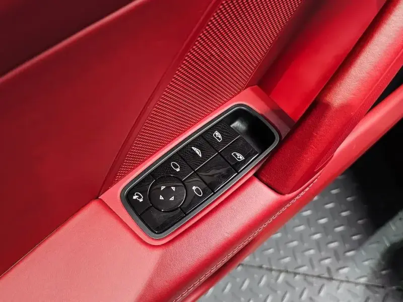 2020 Porsche 911 с пробегом 27 027 км