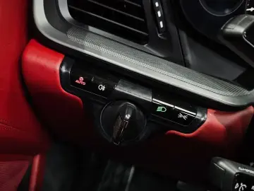 2020 Porsche 911 с пробегом 27 027 км