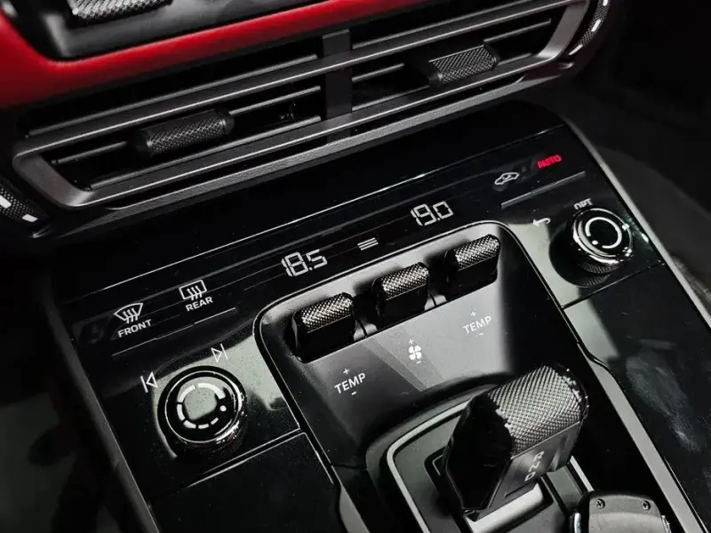 2020 Porsche 911 с пробегом 27 027 км