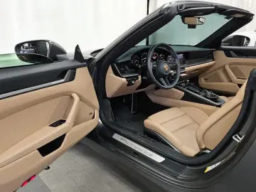 2022 Porsche 911 с пробегом 30 424 км