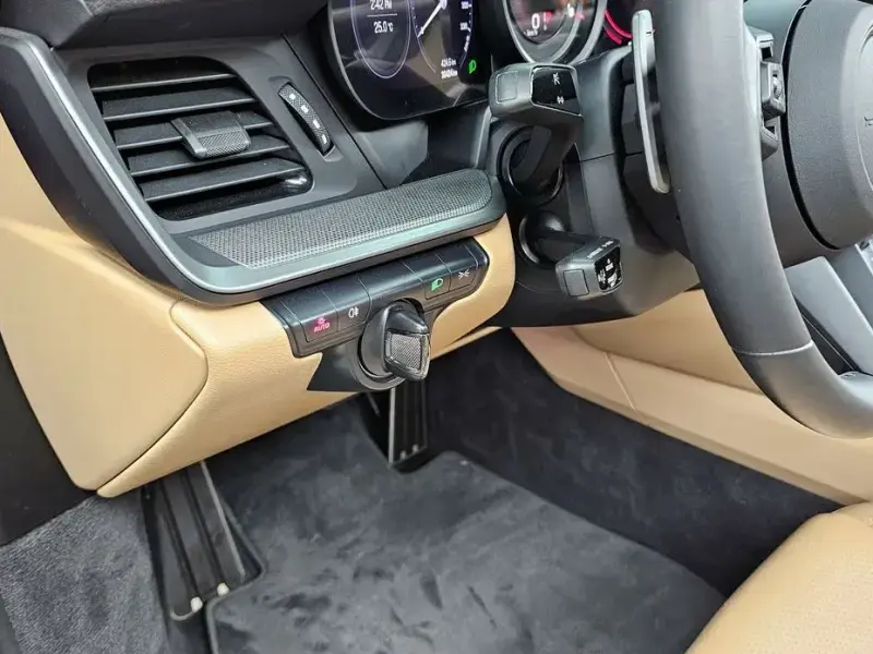 2022 Porsche 911 с пробегом 30 424 км