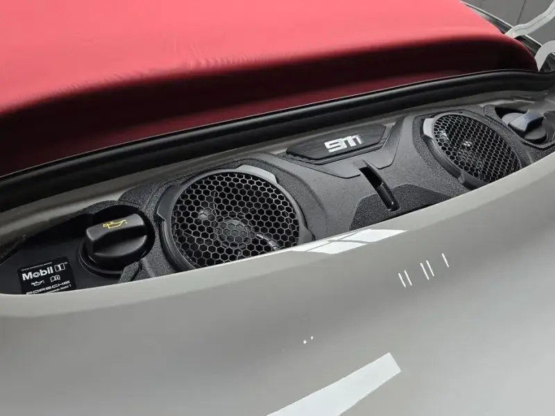 2025 Porsche 911 с пробегом 1 299 км