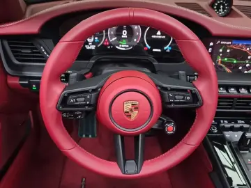 2025 Porsche 911 с пробегом 1 299 км
