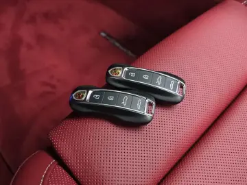 2025 Porsche 911 с пробегом 1 299 км