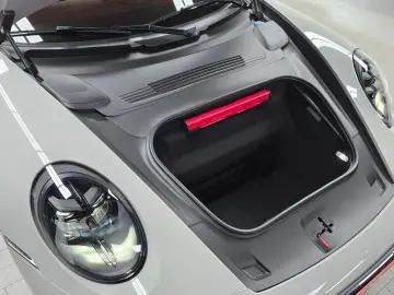 2025 Porsche 911 с пробегом 1 299 км