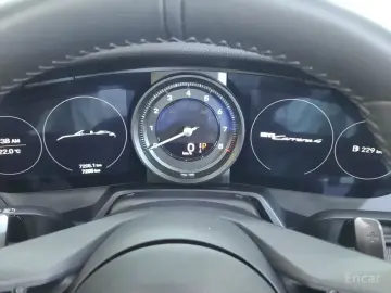 2024 Porsche 911 с пробегом 7 200 км