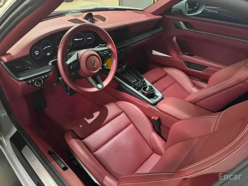 2024 Porsche 911 с пробегом 5 200 км