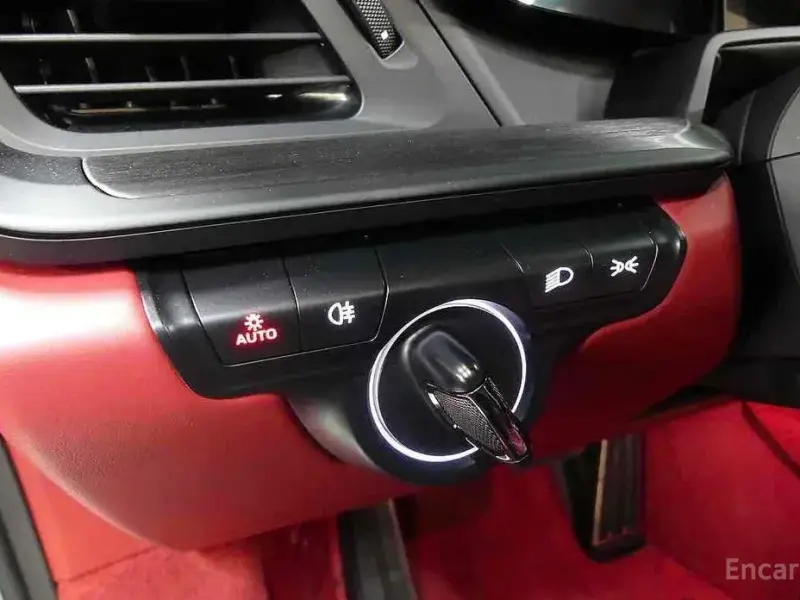 2023 Porsche 911 с пробегом 12 000 км