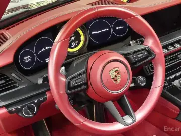 2023 Porsche 911 с пробегом 12 000 км