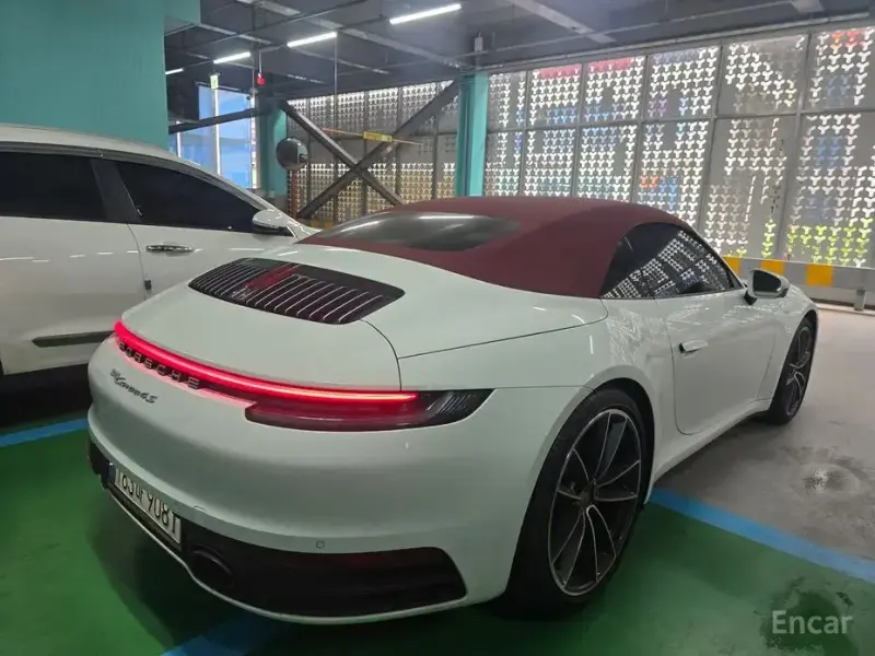2021 Porsche 911 с пробегом 37 000 км