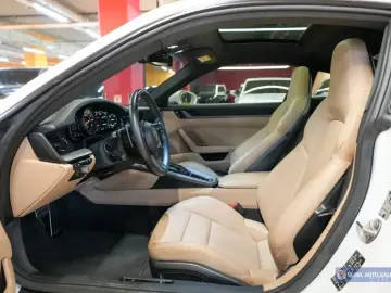 2020 Porsche 911 с пробегом 41 700 км
