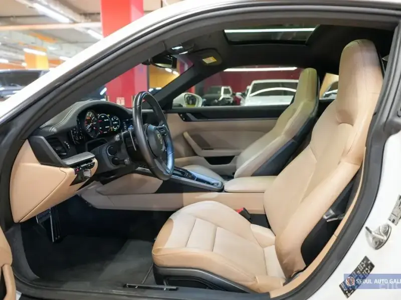 2020 Porsche 911 с пробегом 41 700 км