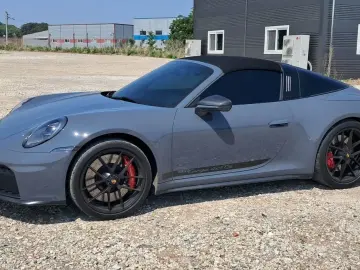 2026 Porsche 911 с пробегом 1 900 км