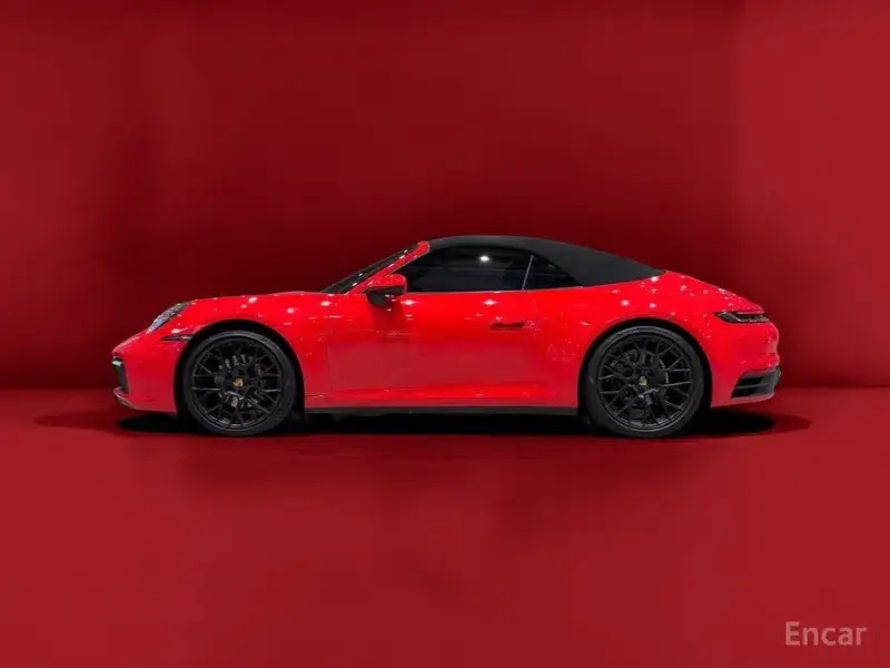 2022 Porsche 911 с пробегом 40 300 км