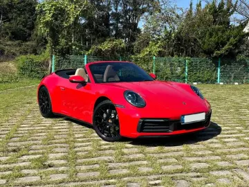 2022 Porsche 911 с пробегом 40 300 км