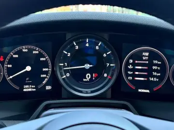 2022 Porsche 911 с пробегом 40 300 км