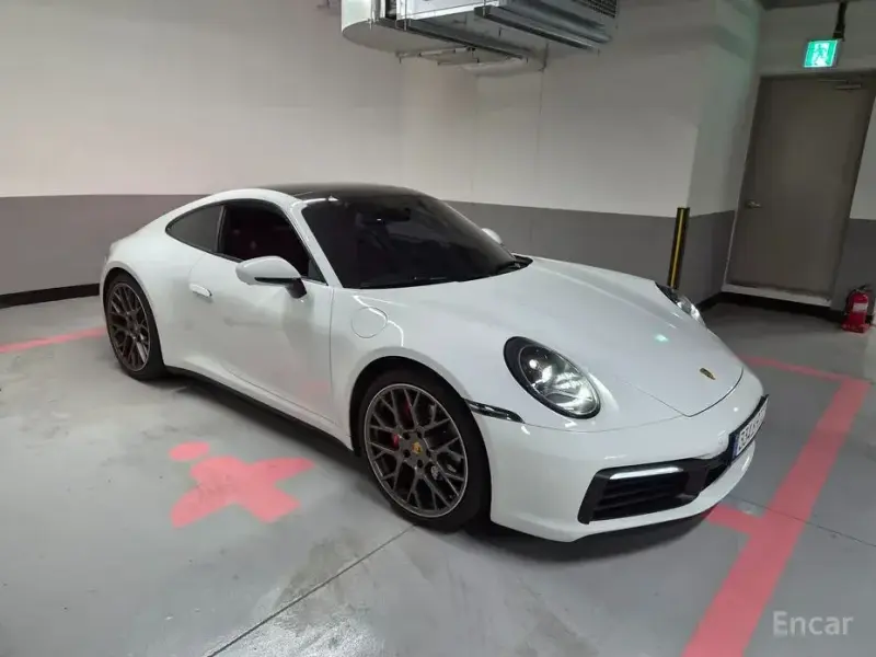 2021 Porsche 911 с пробегом 53 000 км