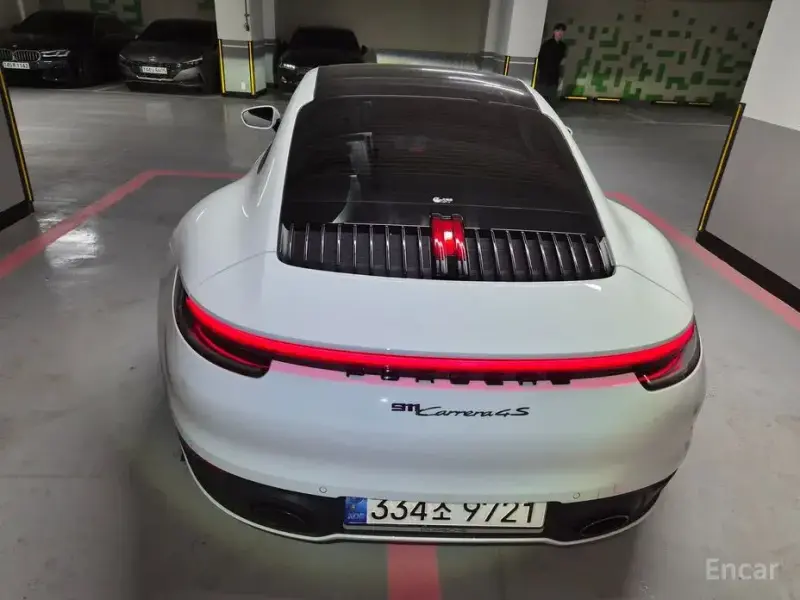 2021 Porsche 911 с пробегом 53 000 км