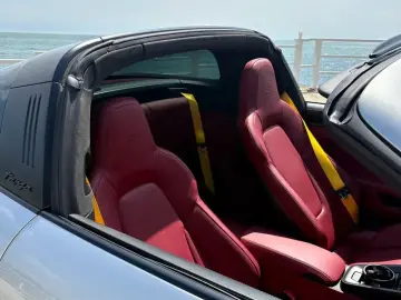 2023 Porsche 911 с пробегом 16 250 км