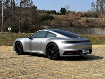 2020 Porsche 911 с пробегом 30 500 км
