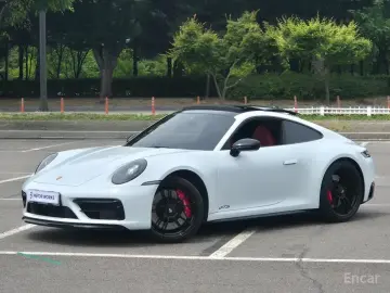 2022 Porsche 911 с пробегом 14 000 км