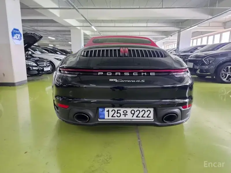 2020 Porsche 911 с пробегом 50 000 км