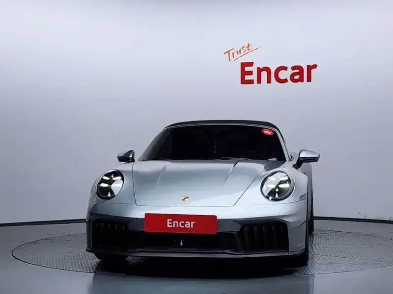 2025 Porsche 911 с пробегом 7 658 км