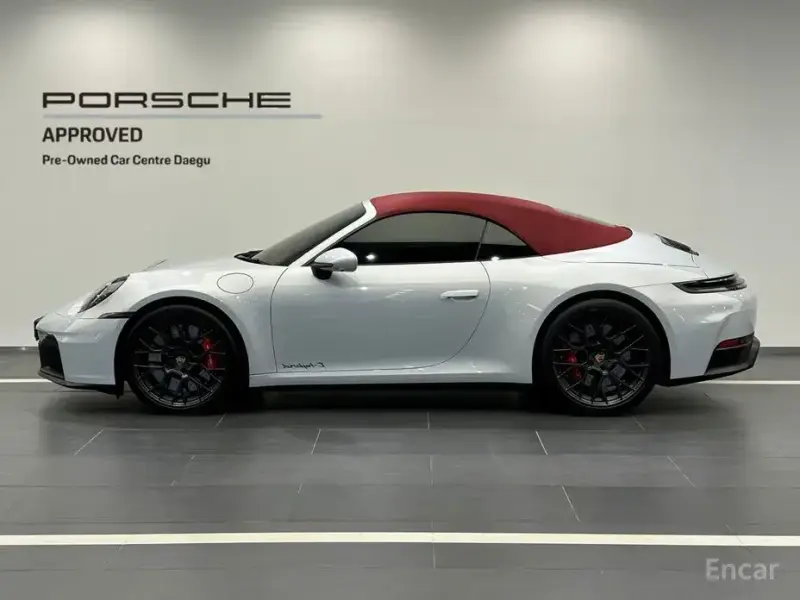2025 Porsche 911 с пробегом 9 777 км