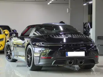 2025 Porsche 911 с пробегом 4 902 км