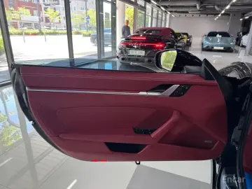 2025 Porsche 911 с пробегом 4 902 км
