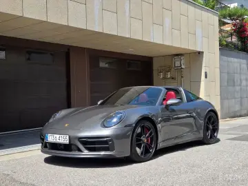 2024 Porsche 911 с пробегом 17 000 км