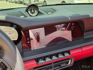 2024 Porsche 911 с пробегом 17 000 км