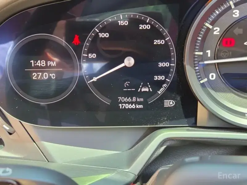2024 Porsche 911 с пробегом 17 000 км