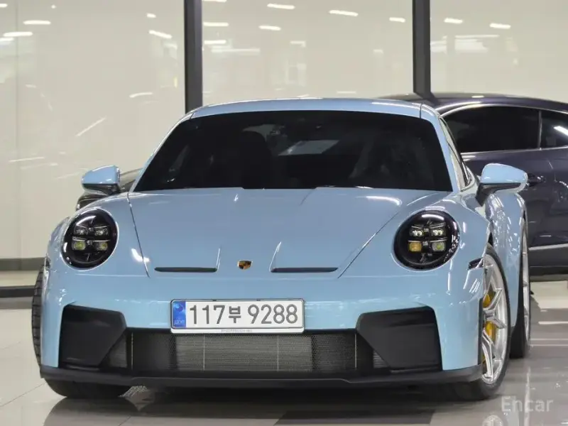 2025 Porsche 911 с пробегом 118 км
