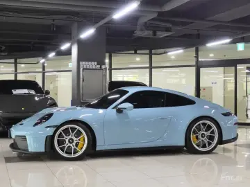 2025 Porsche 911 с пробегом 118 км