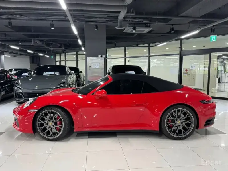 2024 Porsche 911 с пробегом 2 000 км