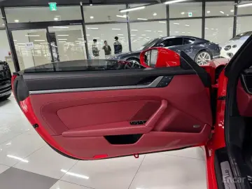 2024 Porsche 911 с пробегом 2 000 км