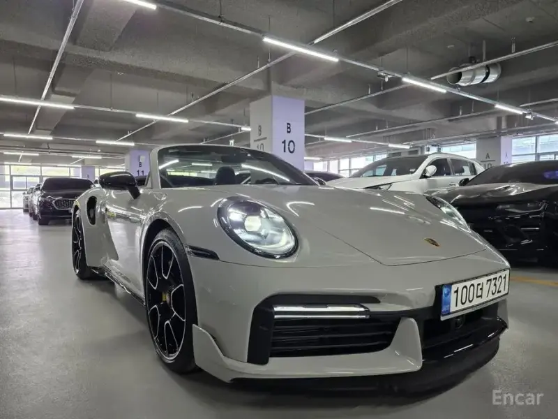 2023 Porsche 911 с пробегом 14 987 км