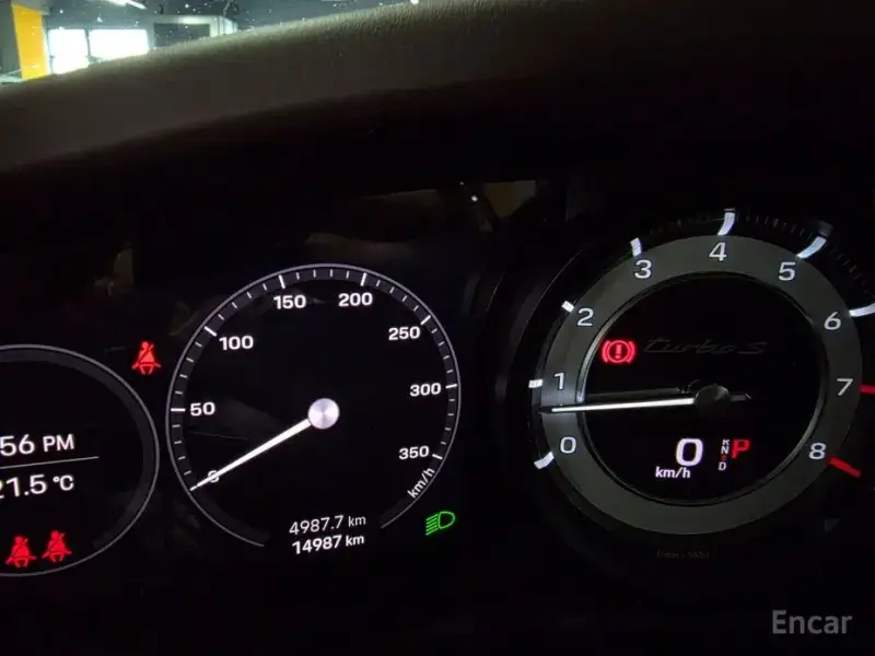 2023 Porsche 911 с пробегом 14 987 км