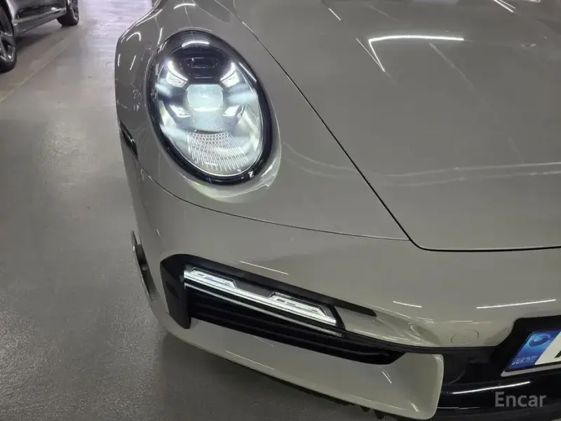 2023 Porsche 911 с пробегом 14 987 км