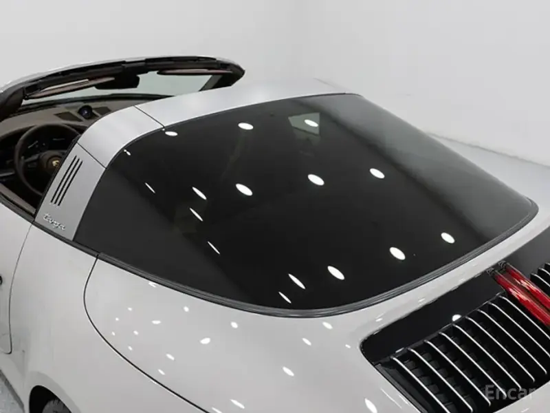 2024 Porsche 911 с пробегом 18 250 км