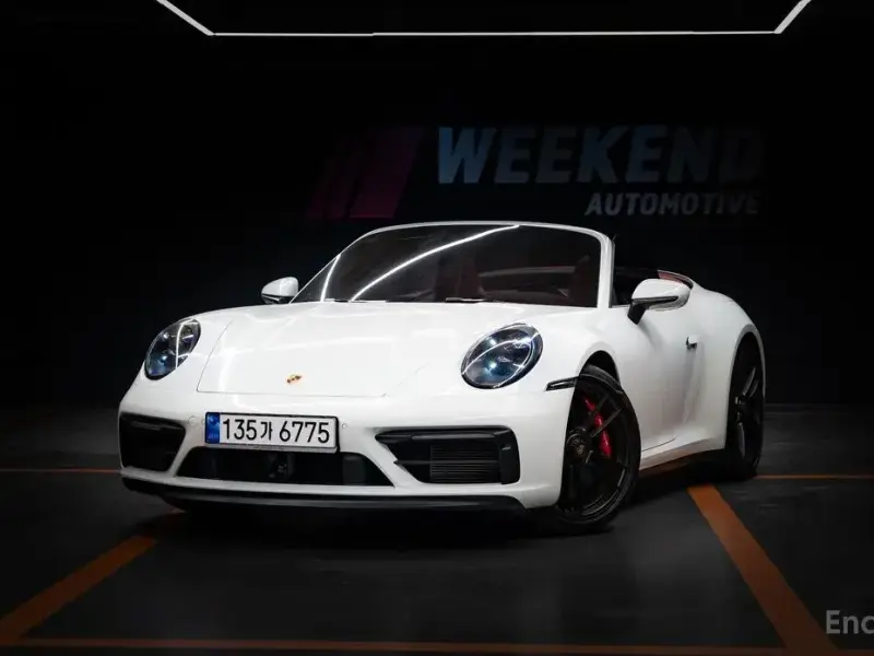 2023 Porsche 911 с пробегом 9 000 км