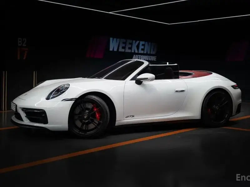 2023 Porsche 911 с пробегом 9 000 км