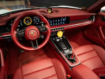 2023 Porsche 911 с пробегом 9 000 км