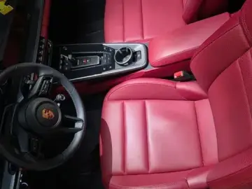 2024 Porsche 911 с пробегом 5 583 км