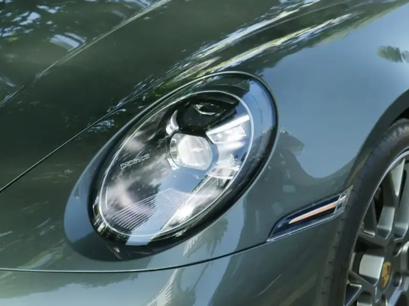 2021 Porsche 911 с пробегом 23 700 км